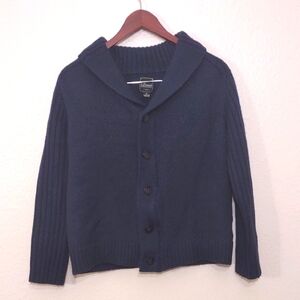 SLIGHTLY USED 7 DIAMOND SWEATER INNER ZIPPER AND 5 BUTTON OVERLAY NAVY BLUE MED